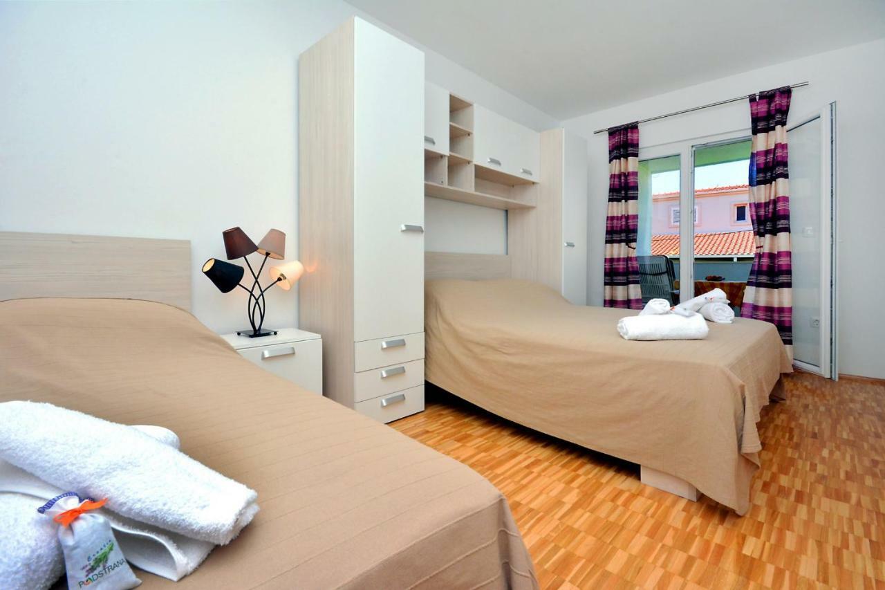 M & M Apartment Podstrana Exterior foto